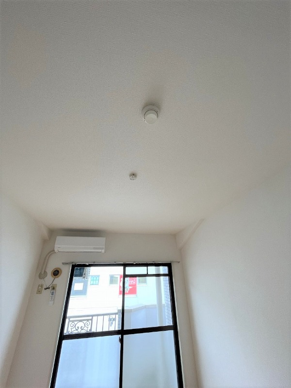 タウンコート丸義(E-146) リビング