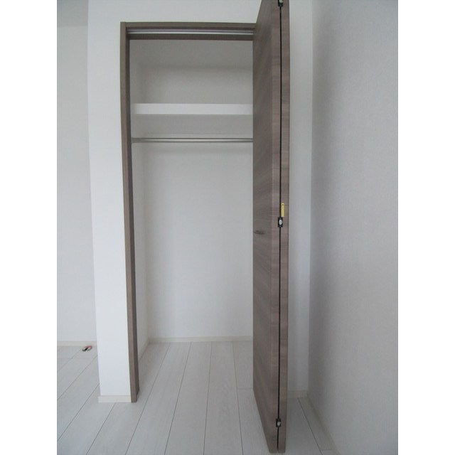 プライムガーデン若木0406号室 内観