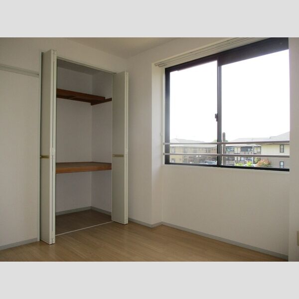 カーサみつわ台　E203号室 洋室