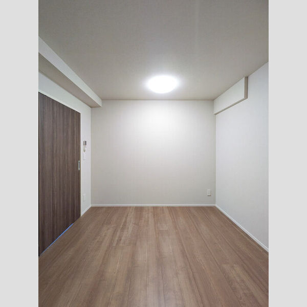 サンジョイアゼロ706号室 洋室5.7帖