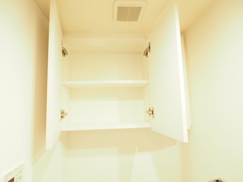 クレヴィアリグゼ雪が谷大塚3階 トイレ収納