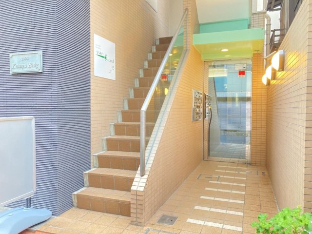 糟屋ビル403号室 エントランス