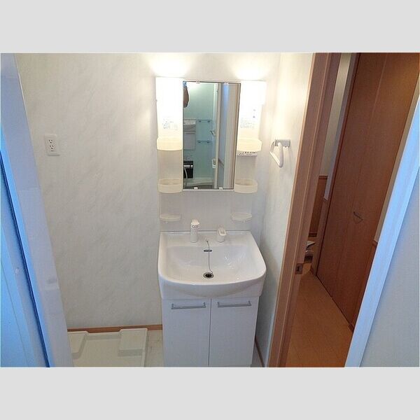 グラシアス205号室 洗髪洗面化粧台