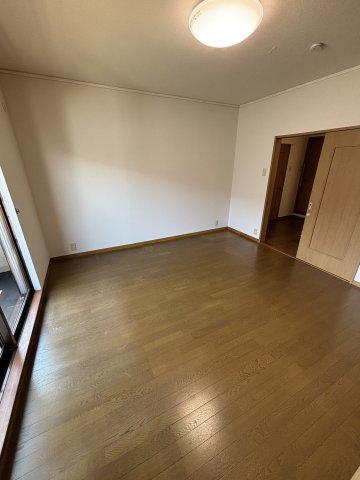 富士見ヶ丘住宅 2階洋室