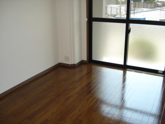 イーストピア 洋室