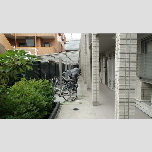 クレードルわかば106号室 駐輪場