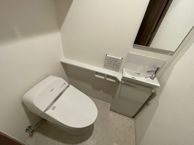 プレシス東京三ノ輪 トイレ