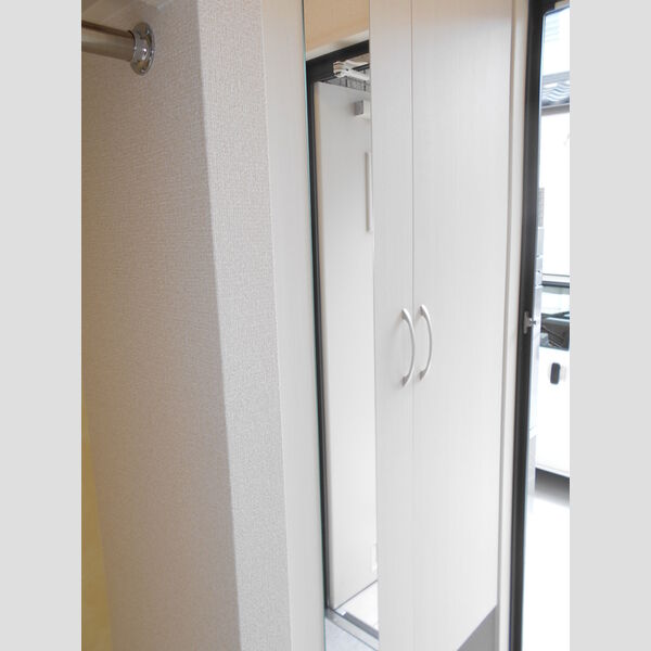 エスコンディーテ 玄関