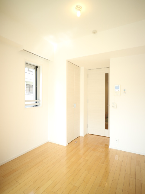 プラウドフラット森下201号室 同建物別部屋の参考画像