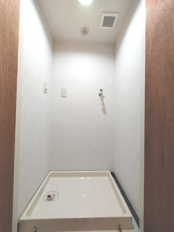 ライオンズマンション町田第6 室内洗濯機置き場　扉付き