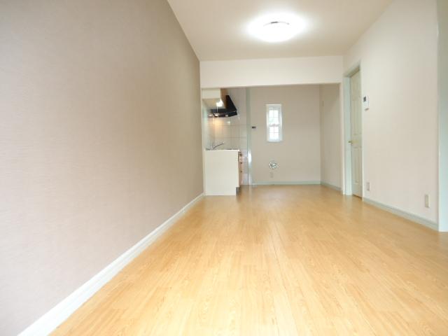 メゾンコリーヌ ダイニング