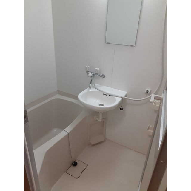 ルプレ荻窪0102号室 お風呂