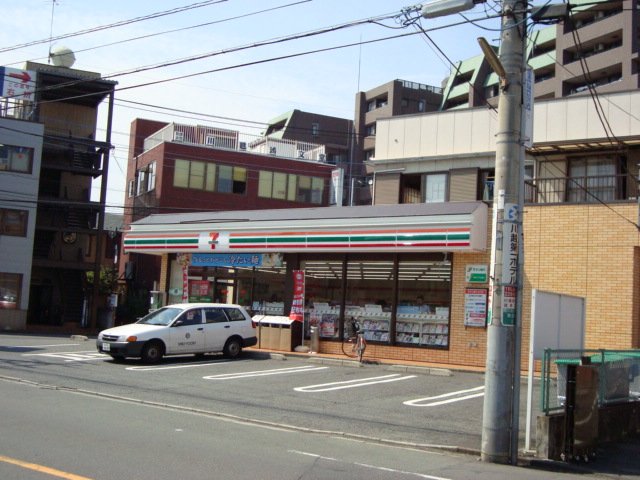 アドヴァンスⅡ セブンイレブン清瀬中清戸2丁目店まで607ｍ