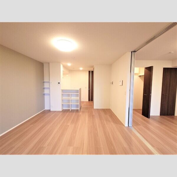 けやき　弐番館103号室 LDK13.3帖(別角度)