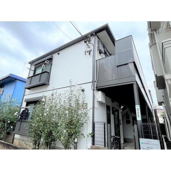 コート・ジュネス 外観