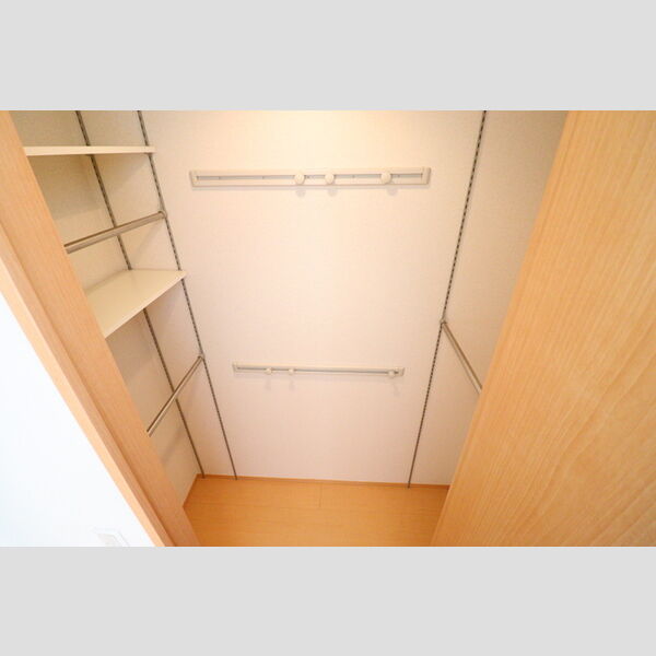 ディアフォルム幸町 クローゼット