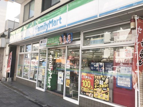 ｂ’ＣＡＳＡ Ｏｔａｋｅｂａｓｈｉ Ａｖｅ.201号室 【コンビニエンスストア】ファミリーマート 町屋一丁目店まで101ｍ