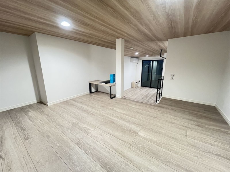 ｒｏｂｏｔ　ｈｏｍｅ　西大宮Ａ リビング