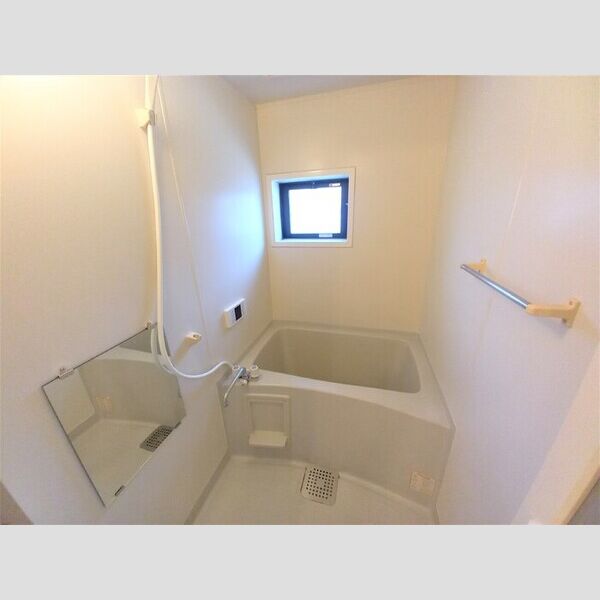 コートヴィレッジ バス