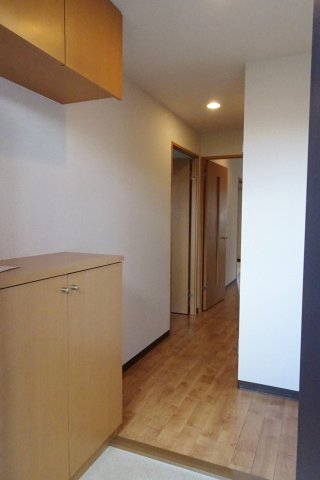 フェヴリエ白百合0105号室 ※別号室の参考写真です(現況優先・仕様違いの場合あり)