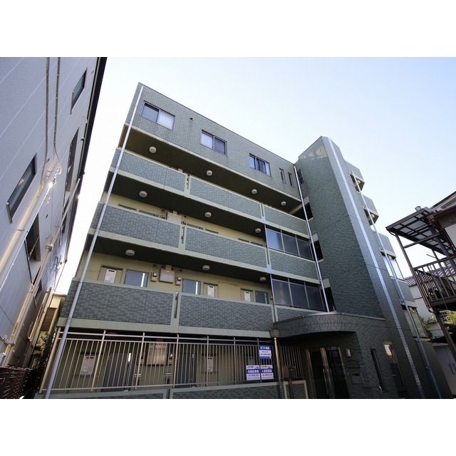 アンプルール ベトン 川口 外観