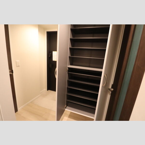 D-residence所沢302号室 シューズボックス
