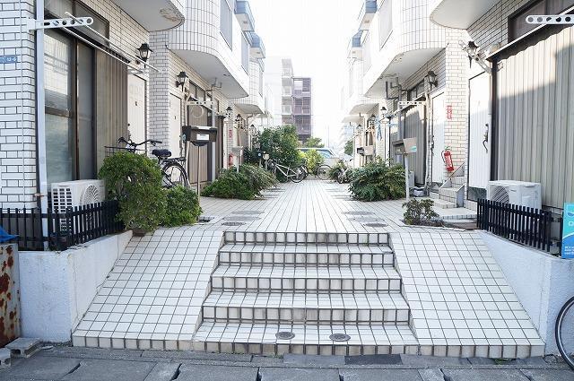 ローズアパート(Q-025) エントランス