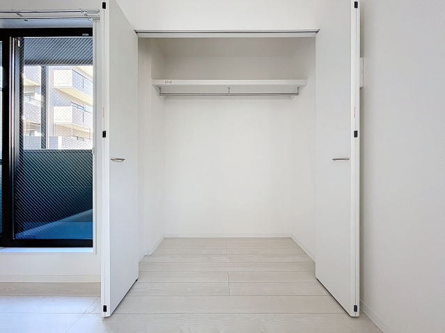 スカイルーチェ南浦和202号室 収納