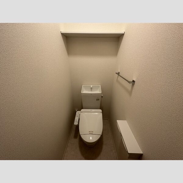 ウィステリア トイレ