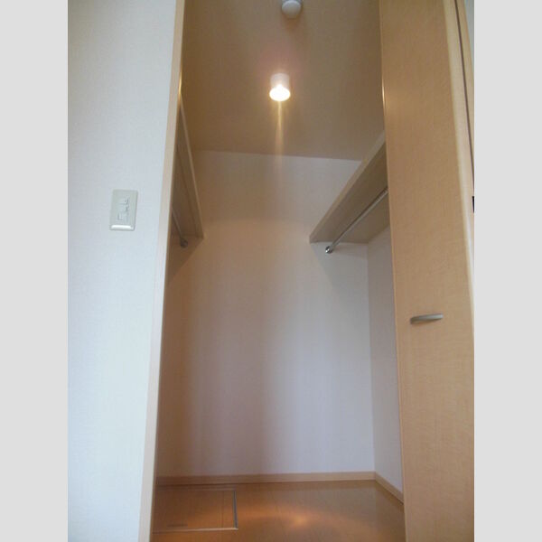 ヴェルドミール 収納