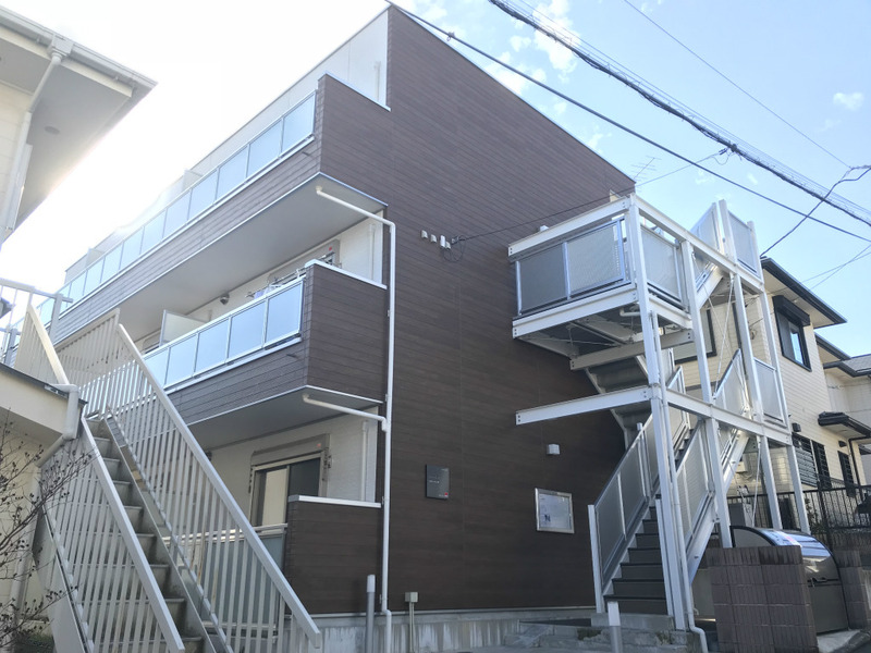 リブリ・ネオ上大岡2階 外観