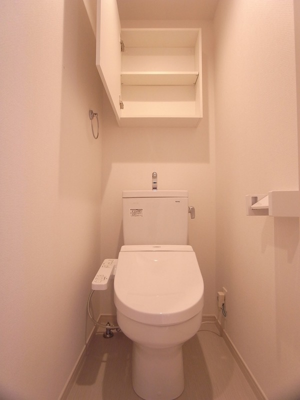 リブリ・ALBERO2階 トイレ