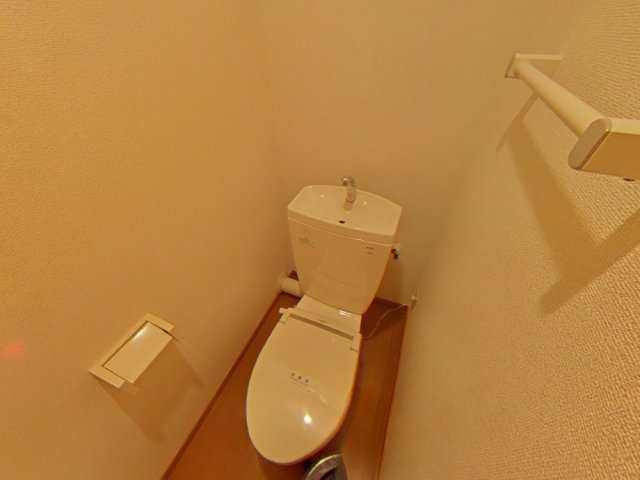 エタニティ204号室 トイレ