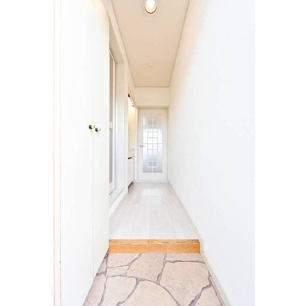 ゼフィランサス洋光台 玄関