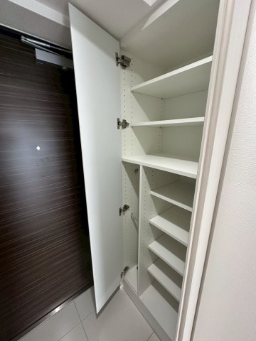 ジェノヴィア西横浜0510号室 同タイプ・別フロア参考写真