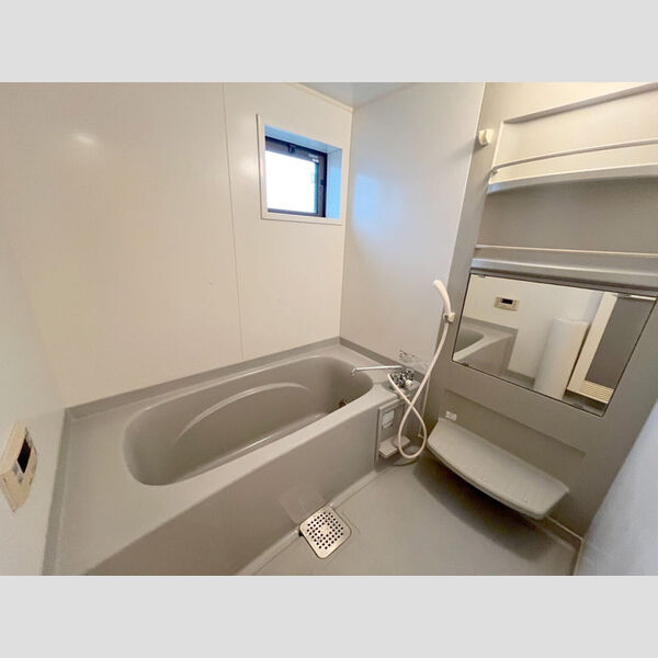 バニュルス　Ⅰ・Ⅱ・ⅢⅢ205号室 浴室