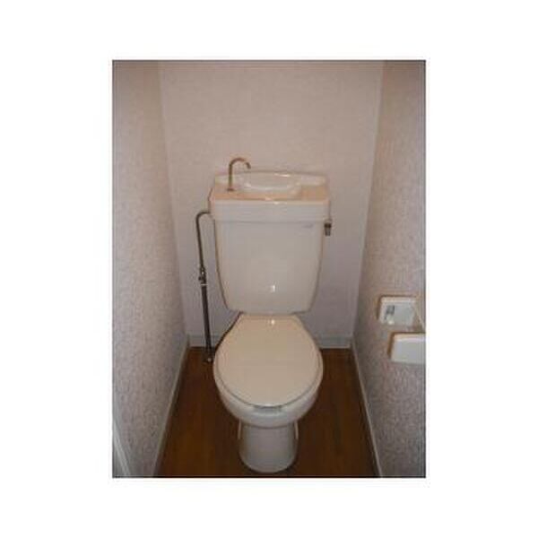 エステートピア吉川 トイレ