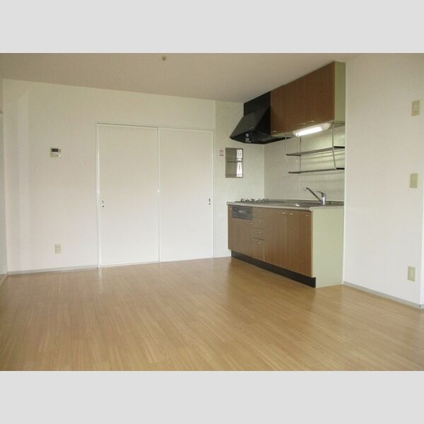 カーサみつわ台　E リビング