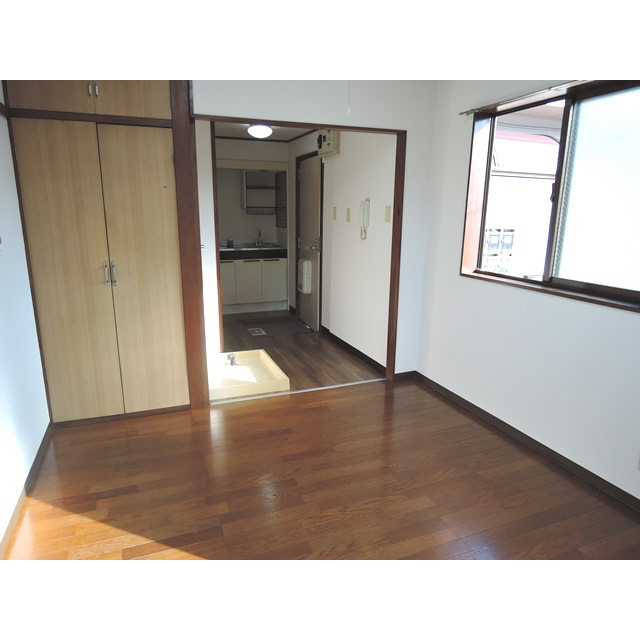 プルニエールひかり201号室 内観