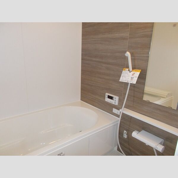 ヴューテラス寺尾の森　B 浴室換気乾燥機付ユニットバス