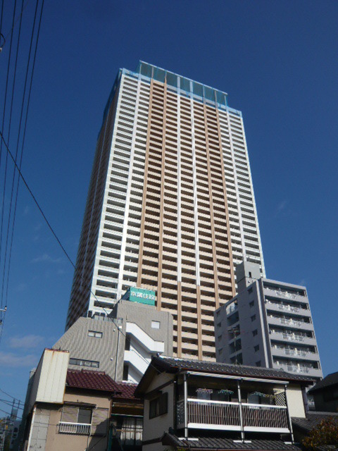 THE TOWERS WESTの外観画像