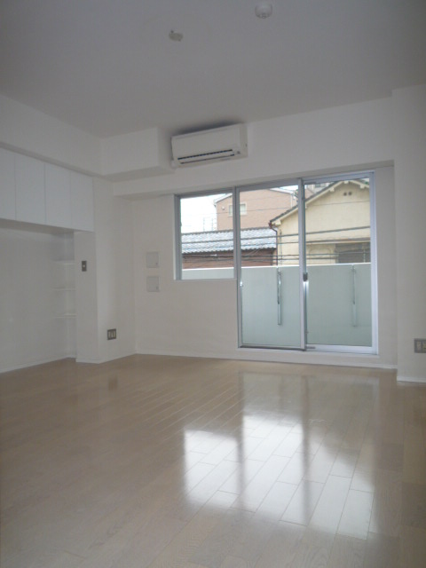 レジディア新御徒町7階 リビング