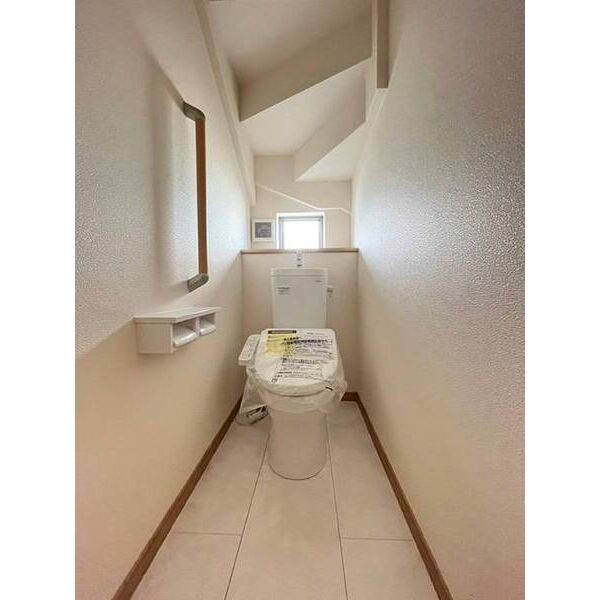 Sumai-to川越市安比奈新田01 トイレ