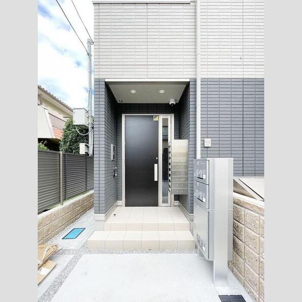 ディール北浦和Ⅰ エントランス