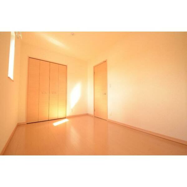 ラヴェールMY　203号室 リビング