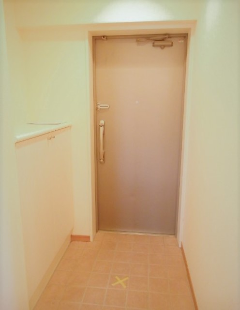 エルフレア三鷹0901号室 玄関