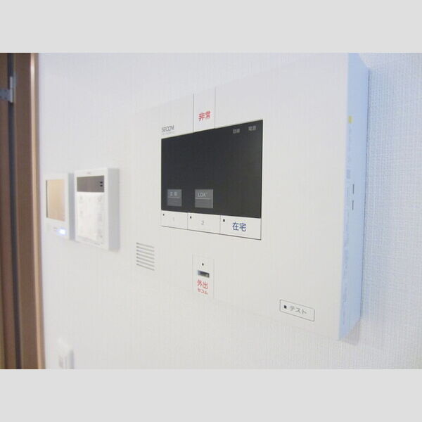 ベルミナ仙川203号室 203号室　セキュリティ