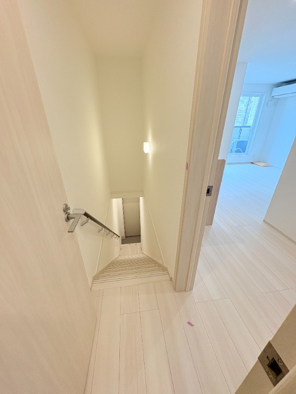 エトワールヴァリ　プレリュード2階 内観