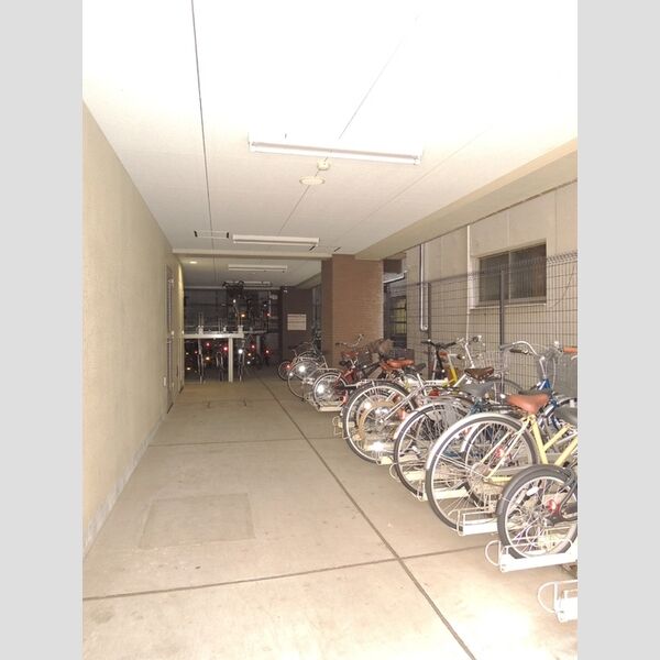 カスタリア東日本橋Ⅱ 駐輪場