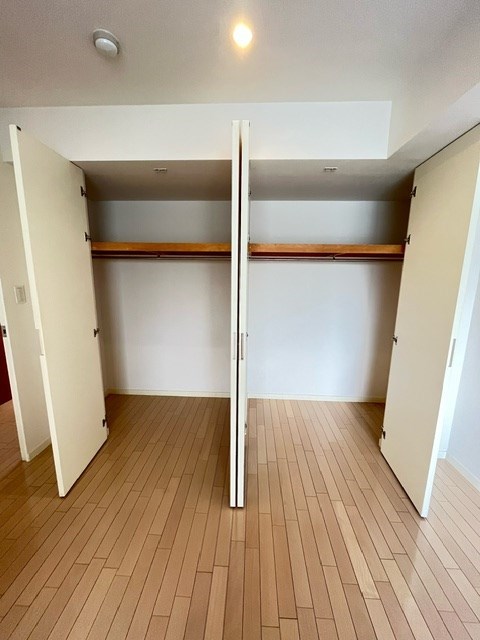 レジディア北新宿2階 収納